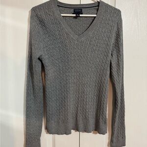 Tommy Hilfiger Gray V-Neck Sweater with Textured Knit